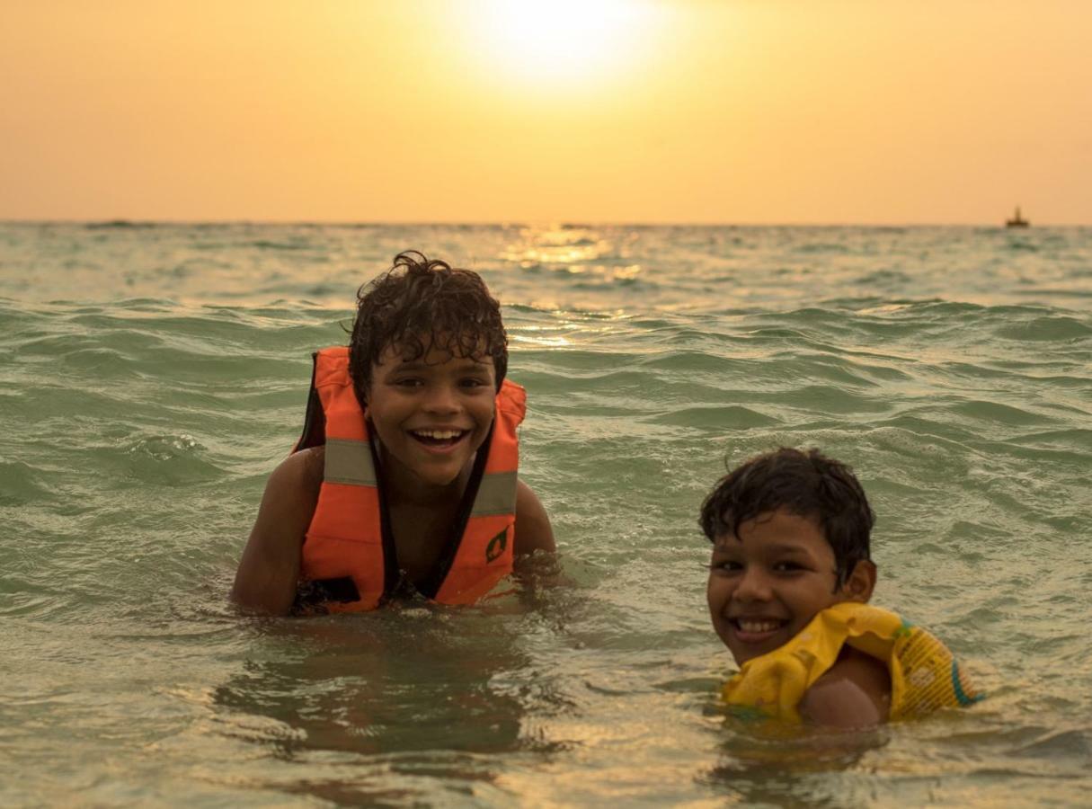 Raw Kokomar Posadanativa Pendales المظهر الخارجي الصورة